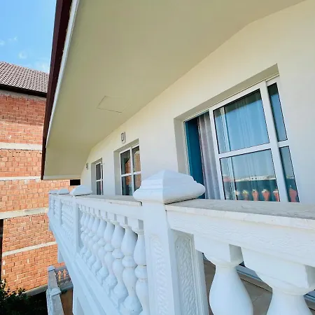 Albi Guests House *